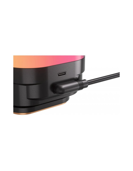 Corsair iCUE LINK TITAN 240 RX LCD